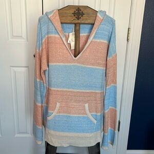 Light weight sweater